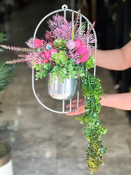 Yapay Çiçekli Burgulu Gümüş Ferforje No:1